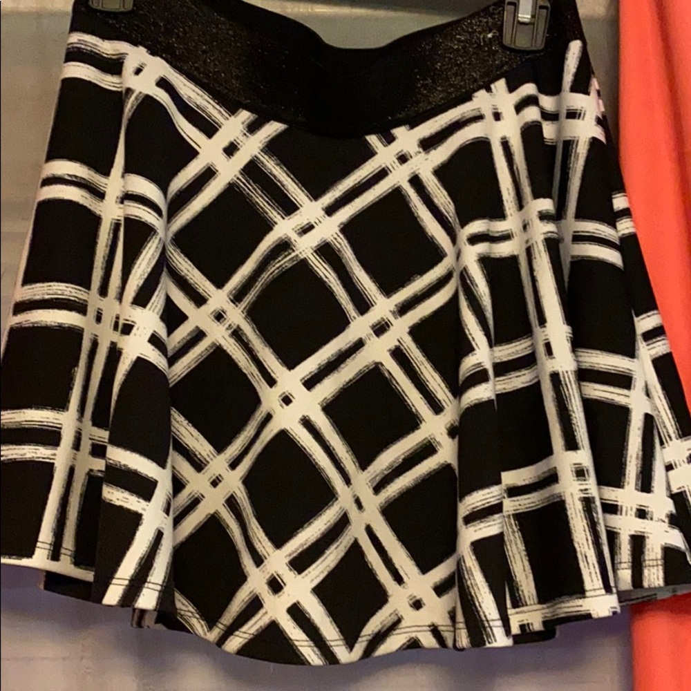 Girls justice xl skirt